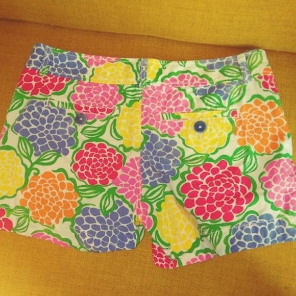 Lilly Pulitzer Floral Resort Fit Bermuda 100% Cotton Shorts Sz 4 - Picture 3 of 8